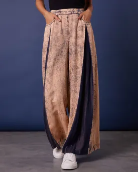 Blurred Lines Wide-Legged Jeans